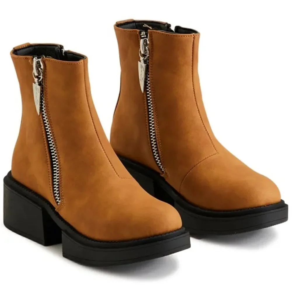 SEVEN7 Women's Vault Boots